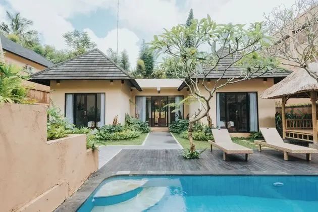 Alam Sembuwuk Resort