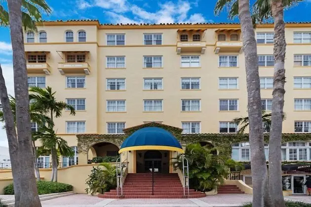 The Alamac by Sextant