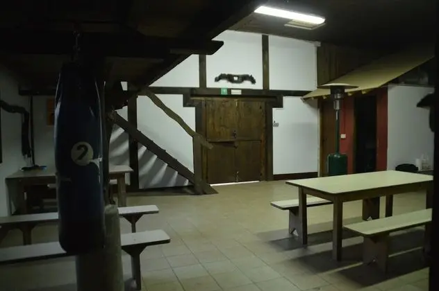 Alarpe Aterpetxea - Hostel - İç Mekan
