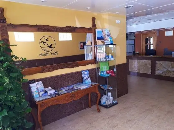 Hotel Alaska - Lobi