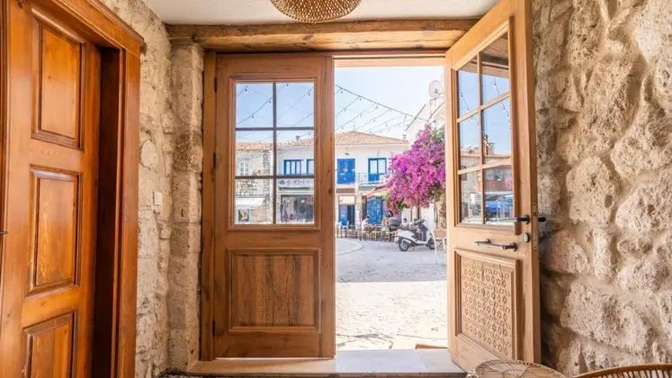 Alba Otel Alaçatı