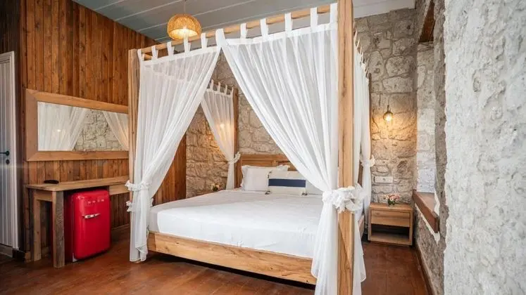 Alba Otel Alaçatı