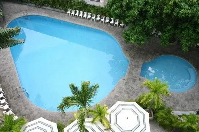 Alba Suites Acapulco - Havuz