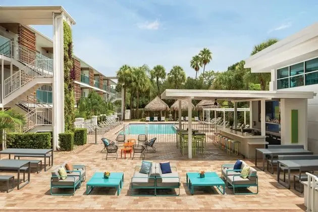 Hotel Alba Tampa, Tapestry Collection by Hilton - Havuz