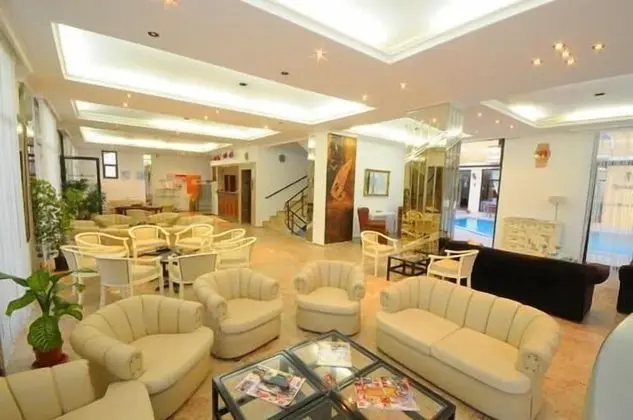 Albano Hotel - Lobi