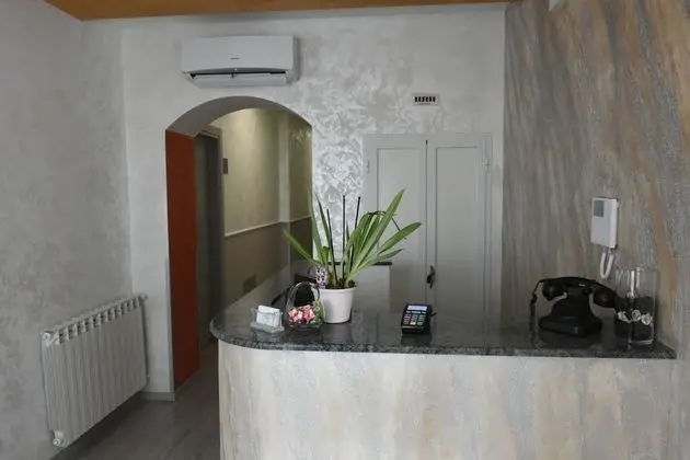 Albano Station Rooms