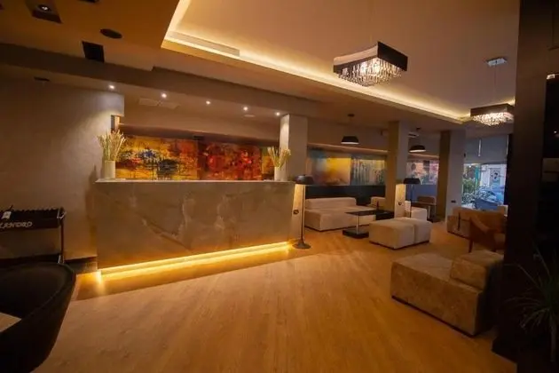 Albanopolis Hotel - Lobi