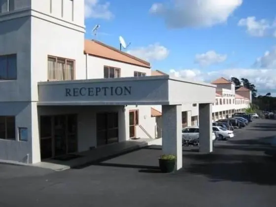 Albany Executive Motor Inn - Lobi