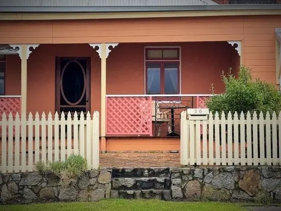 Albany Historic Cottage