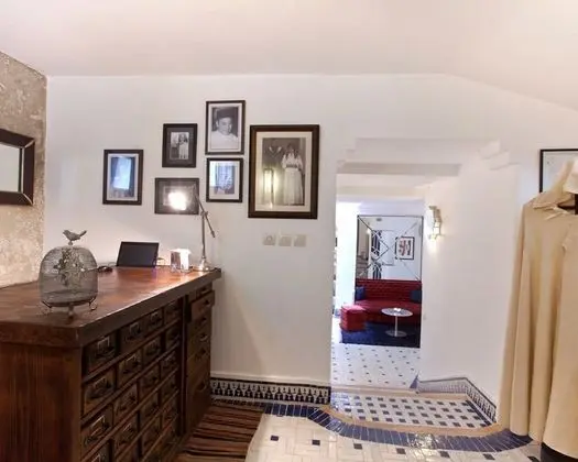 Albarnous Maison d'Hôtes - Lobi