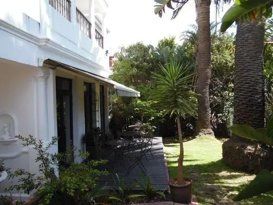 Albatross Guest House - Dış Mekan