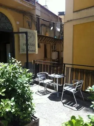 Albergo Antica Foresteria Catalana - Dış Mekanlar