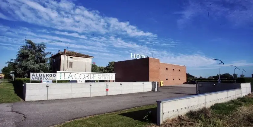 Albergo Meublé La Corte