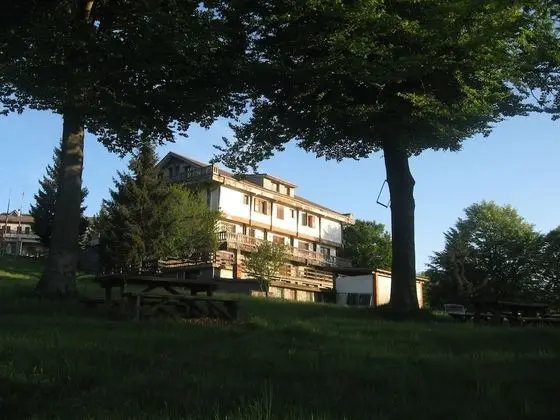 Albergo Rifugio Monte Cucco