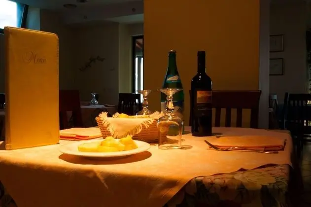 Albergo Ristorante Bar Bertolini - Yerinde Yemek