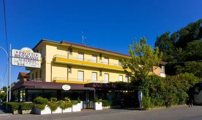 Albergo Ristorante Protti