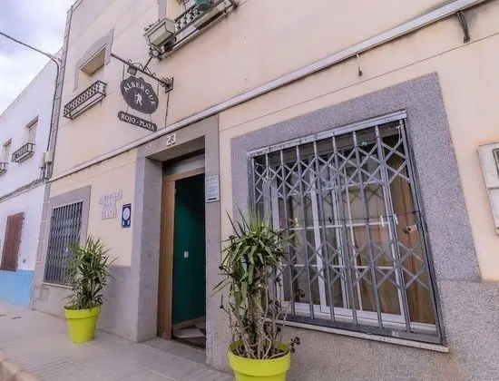 Albergue Rojo Plata by Vivere Stays