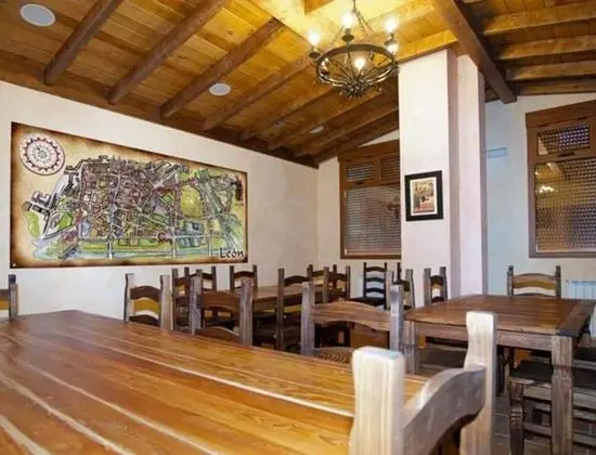 Albergue Santo Tomás de Canterbury