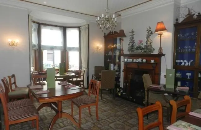 Albert Hotel - Yerinde Yemek