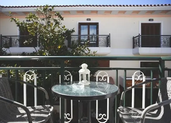 Albertos House