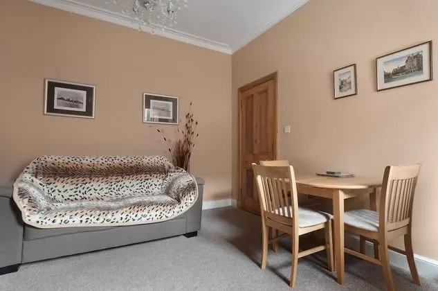 Albion Terrace - Oda