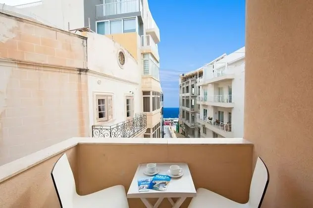 Alborada Aparthotel