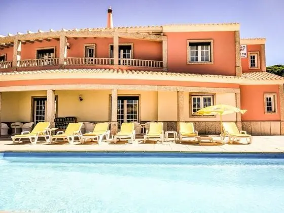 Albufeira Lounge Guesthouse Hostel