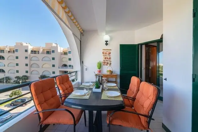 Albufeira Salagdos Beach by Homing