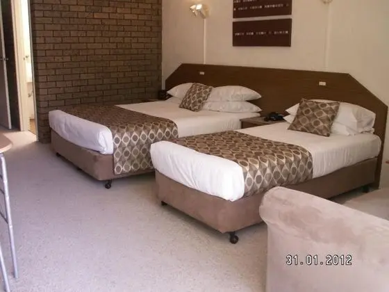 Albury Burvale Motor Inn