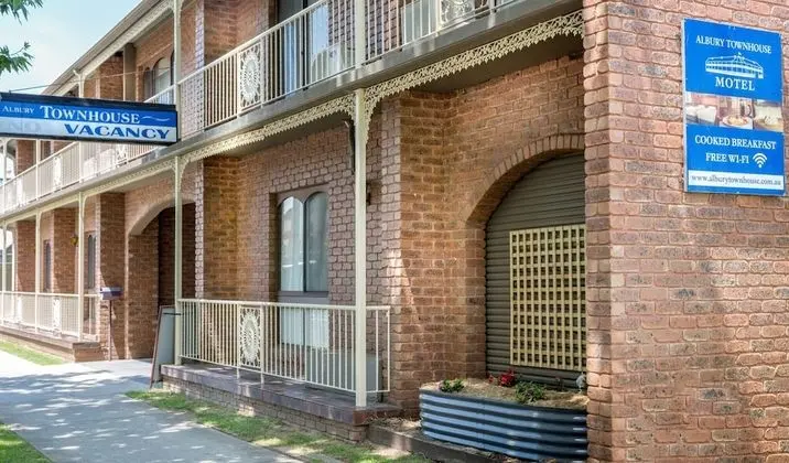 Albury Townhouse Motel - Dış Mekan
