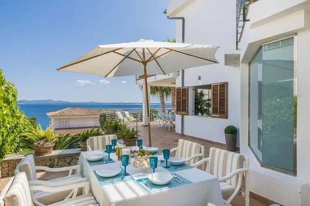 Villa Alcanada