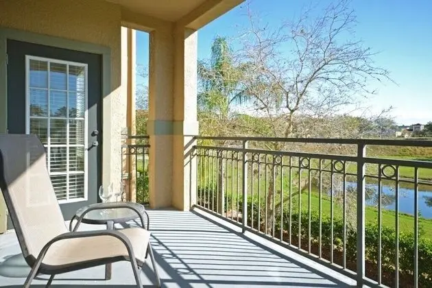 Alcantara Hideaway