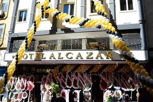 Alcazar Hotel
