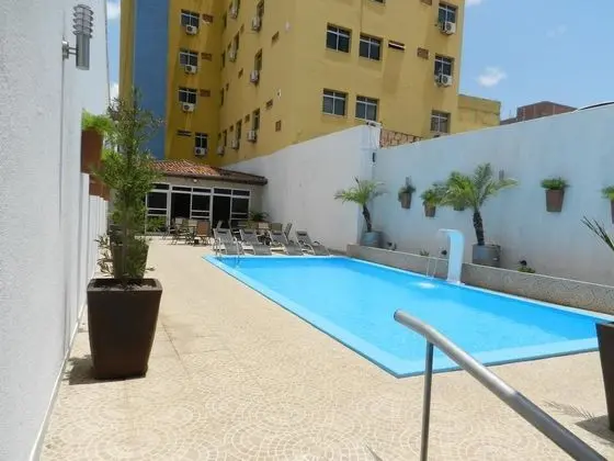 Alcazar Palace Hotel