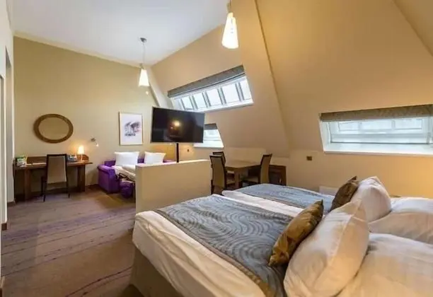 Alchemist Apartment - Oda
