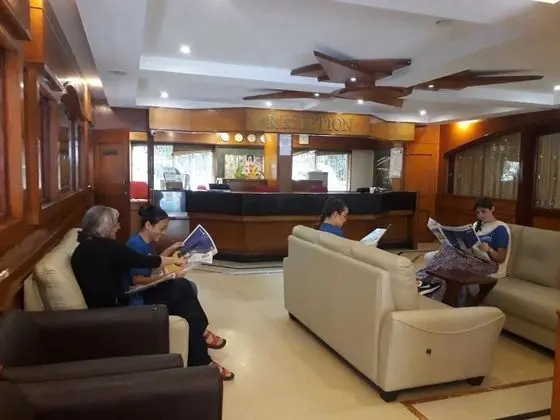 Alcott Hotel & Resorts