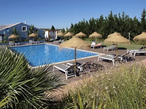 Aldeia Azul Resort