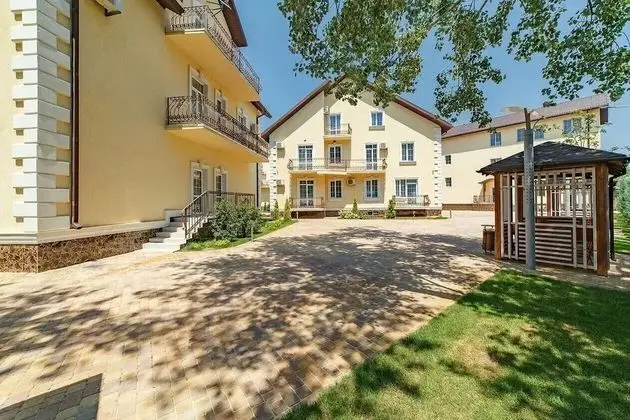 Alean Family Hotel Usadba - Dış Mekan