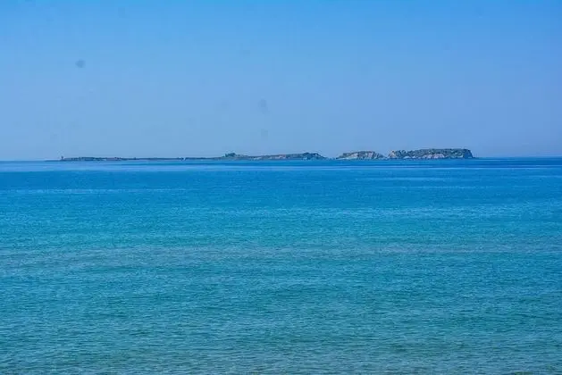 Alekos Beach Houses-Infinity