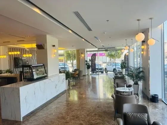 Alertiqaa Hotel - Lobi