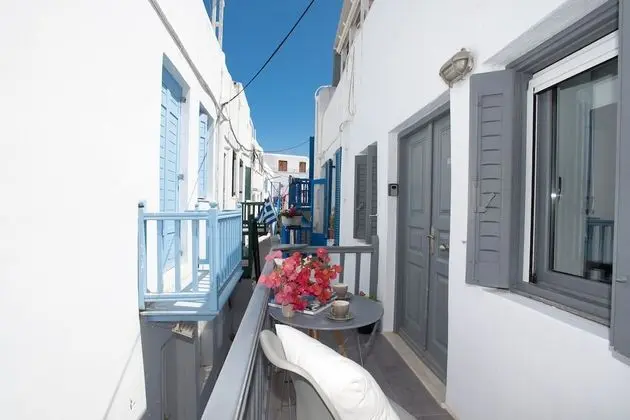 Alessios Mykonian Downtown Houses