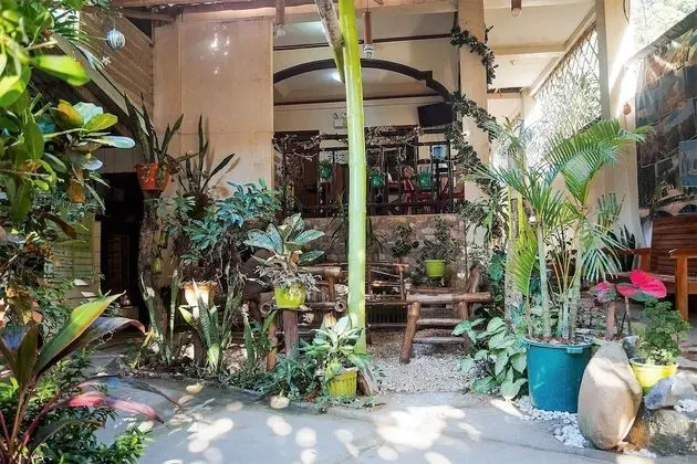 Aleston Secret Hotel