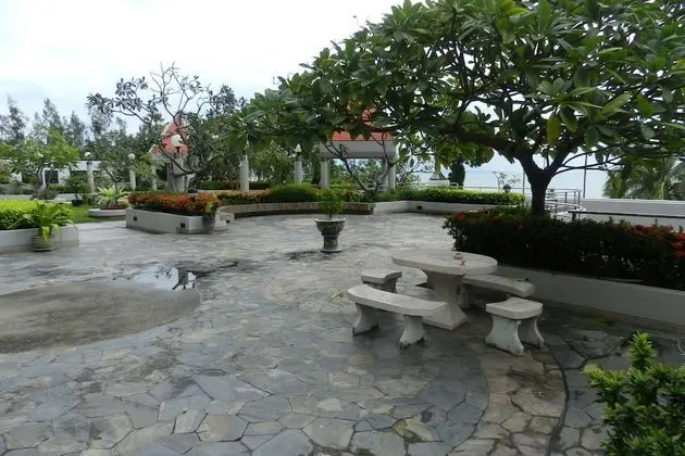 Alex Group Jomtien Plaza Condotel - Dış Mekan