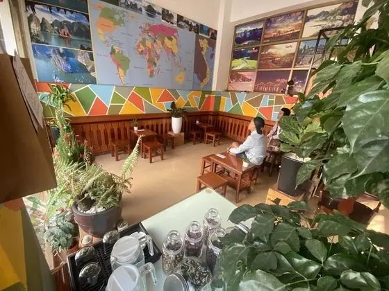 Alex Ha Long Hotel - Yerinde Yemek