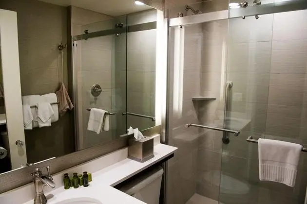 Hotel Alex Johnson, Curio Collection By Hilton