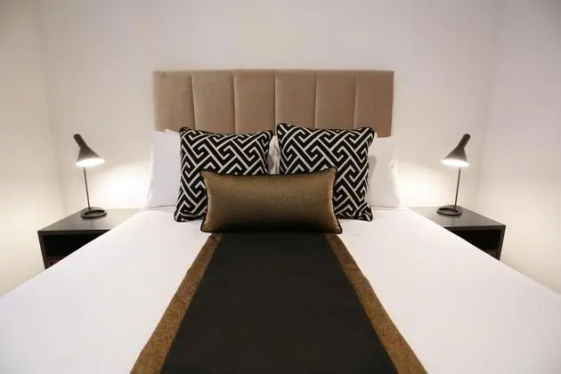 Alex Perry Hotel & Apartments