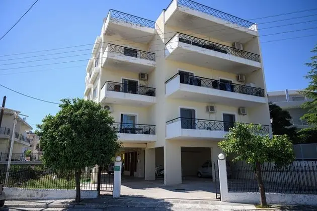 Alexander Apartments Airport - Dış Mekan