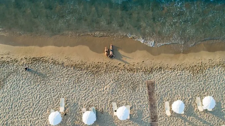 Alexander Beach Hotel & Village Resort - Plaj