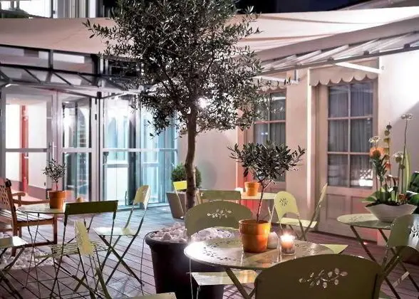 Hotel Alexandra