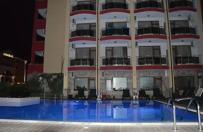 Alexandra Hotel - Dış Mekan